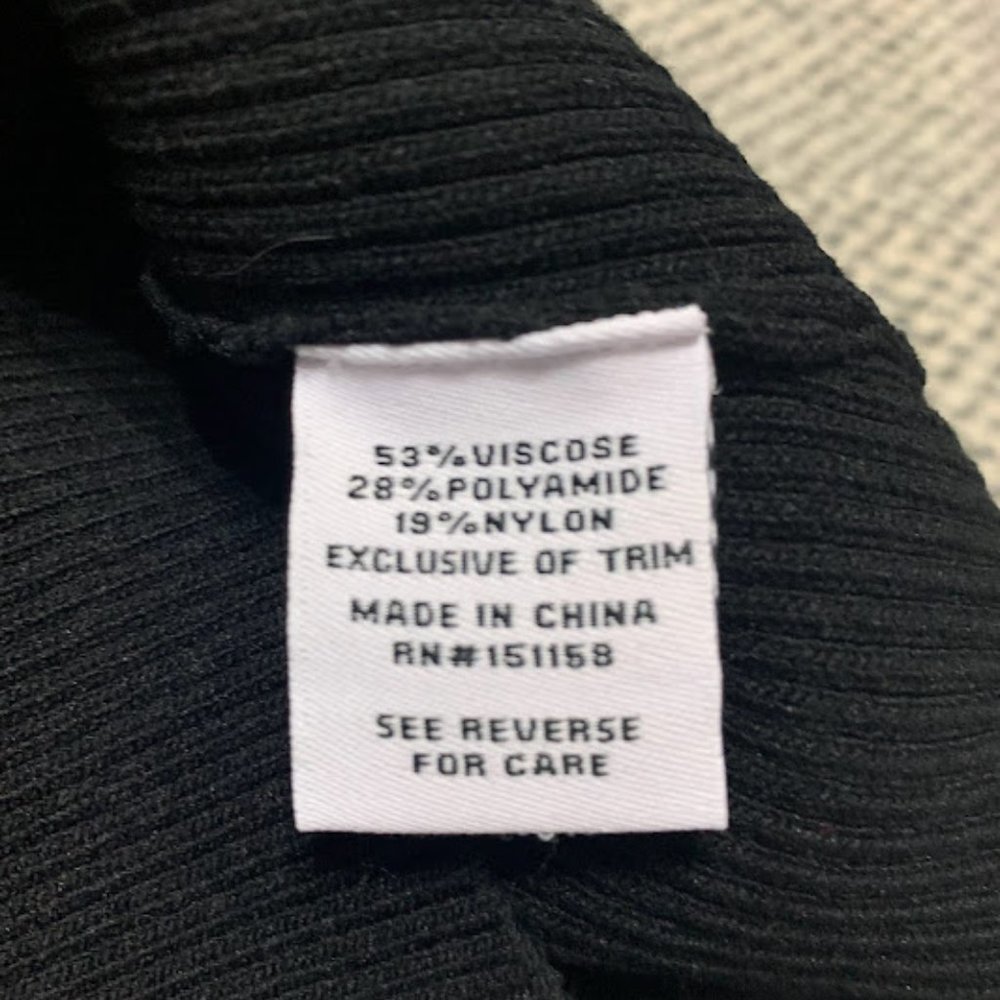 NWT 525 Asymmetrical Ribbed Tank - M - Picture 6 of 6